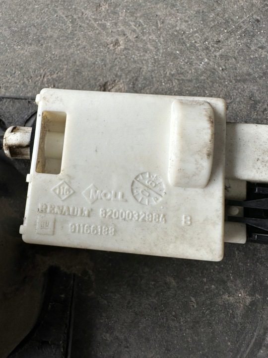 OPEL VIVARO TRAFIC II ЛЮЧОК ГОРЛОВИНЫ БЕНЗОБАКА С SIŁOWNIKIEM 91166188, фото 2