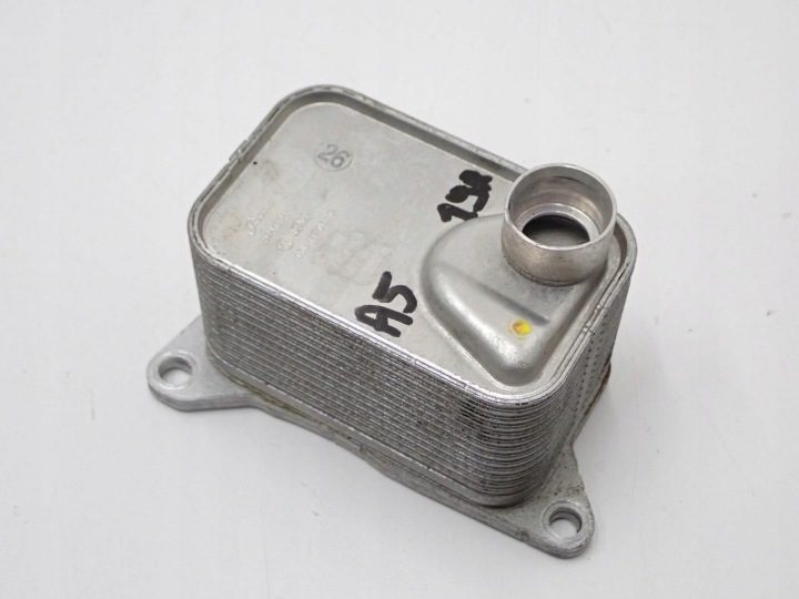 РАДИАТОР МАСЛЯНЫЙ РАДИАТОР 06L117021G AUDI A4 B9 A5 II F5 8W 2.0T DLV 19 г., фото 1