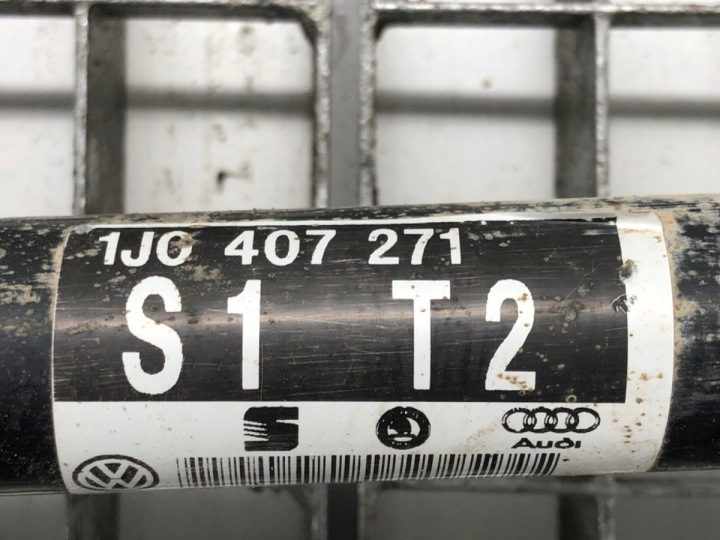 ПОЛУОСЬ ЛЕВАЯ ПЕРЕДНЯЯ AUDI A3 8L 1J0407271 1.6 101 л.с. 96-06 ШАРНИР, фото 4