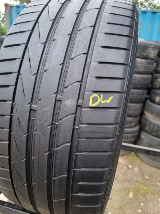 Шина летняя Hankook Ventus S1 evo2 K117 225/40R18 92 Y защита диска, усилитель (XL), фото 2