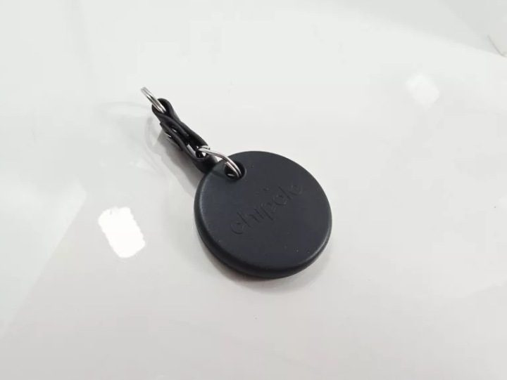 Трекер для ключей Chipolo ONE SPOT IPX5 iOS Черный, фото 5