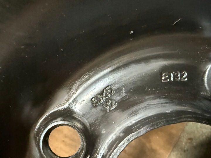 Штампованный диск Peugeot OE 9825102480 6.0" x 15" 4x108 ET 32, фото 4
