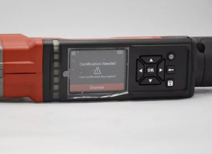 Ключ динамометрический 1/2" 203 Нм Milwaukee M12 ONEFTR12-0C 4933464969 12V, фото 2