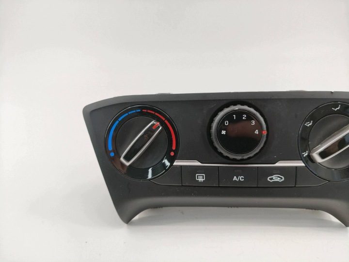 БЛОК УПРАВЛЕНИЯ КЛИМАТОМ HYUNDAI I20 II 97250C8410, фото 2