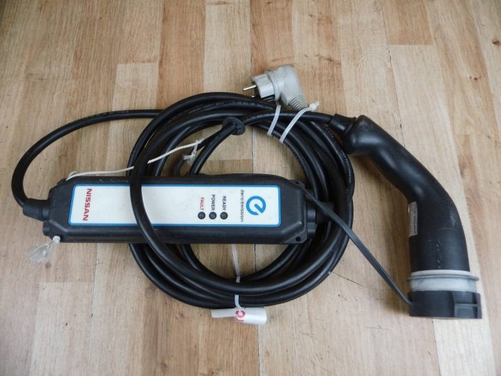 Nissan Leaf II (ZE1) зарядное устройство автомобиля электрического 296905SH0A, фото 1