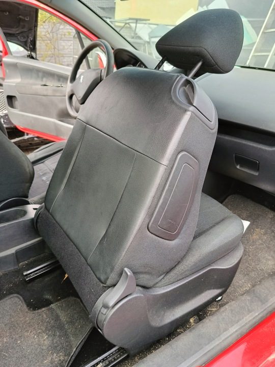 Peugeot 207 07-13 СИДЕНЬЕ ПРАВОЕ ПАССАЖИРА, фото 4