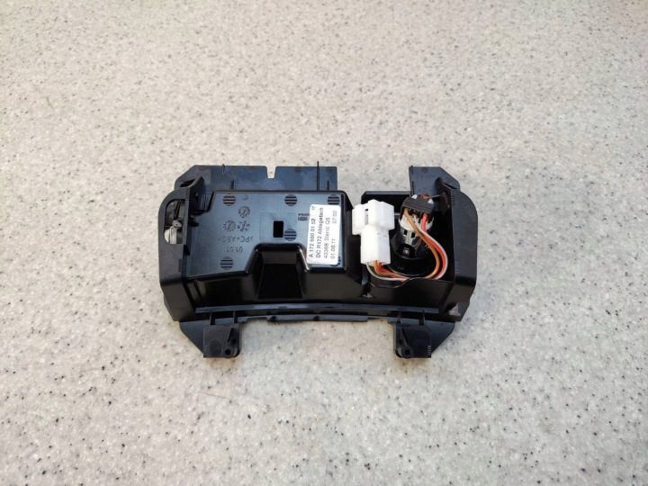 БАРДАЧОК ПЕПЕЛЬНИЦА ГНЕЗДО 12V MERCEDES R172 W172 SLK - A1726800152, фото 3