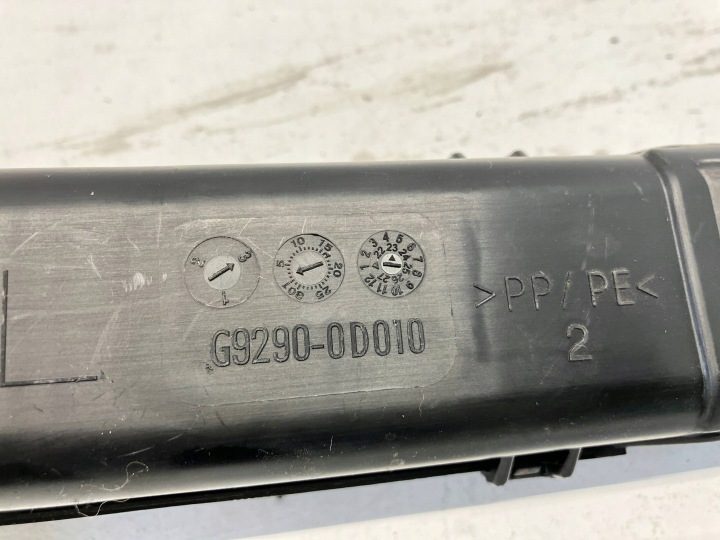 Yaris IV Mazda 2 труба воздуховод батареи тяговой, фото 3