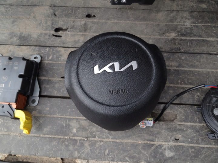 KIA RIO IV V 2022 рестайлинг Airbag панель консоль подушки ремни датчик европа, фото 5