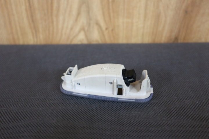 MERCEDES E-КЛАСС W212 ФОНАРЬ ОБИВКИ ОСВЕЩЕНИЕ САЛОНА 2108204001, фото 3