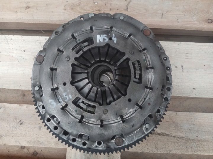 BMW E90 E91 E92 3.0 N54 N54B30A 335i сцепление двухмассовый маховик механика 7542984, фото 1