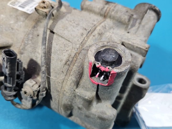 КОМПРЕССОР КОНДИЦИОНЕРА OPEL ZAFIRA C 2,0 CDTI B20DTH 401575950 56, фото 6