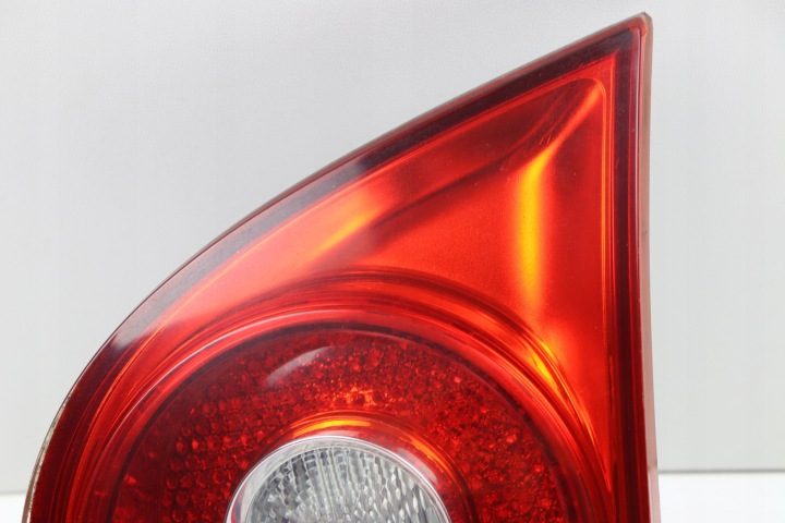 ФОНАРЬ ПРАВЫЙ ЗАДНИЙ КРЫШКИ VW GOLF V ХЭТЧБЕК ЕВРОПА, фото 4