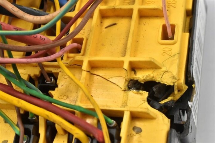Блок предохранителей Proace Opel OE 9808959080, фото 11