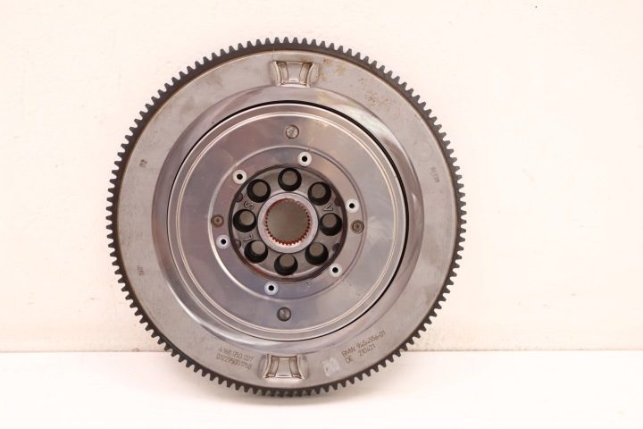 Двухмассовый маховик Маховой BMW G20 G30 X3 G01 4168050027 9454556, фото 1