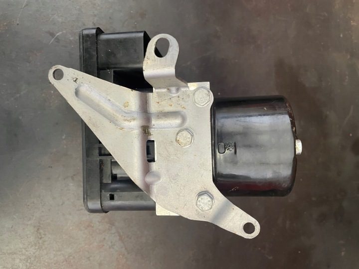 BMW E81 E87 E90 E91 главный тормозной цилиндр ABS 6777159 6777158, фото 3