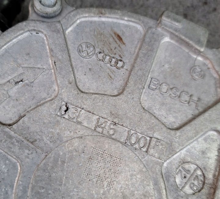 VW Audi Seat Skoda насос вакуумный 2.0 TDI 03L145100F, фото 3