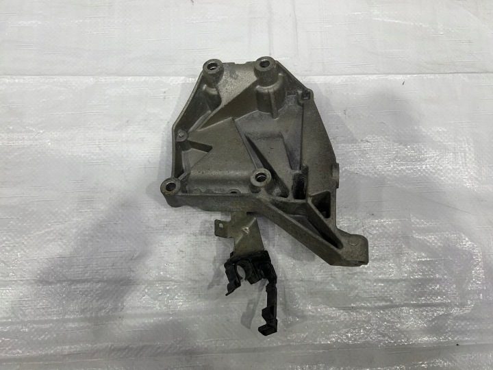 Fiat Jeep Alfa Romeo подушка кронштейн 55225455, фото 3