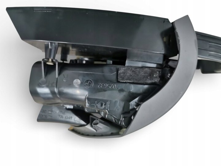 ПОДСТАКАННИК ПРАВЫЙ BMW Z4 E85 E86 7070324 , 7070326 РЕШЕТКА, фото 5
