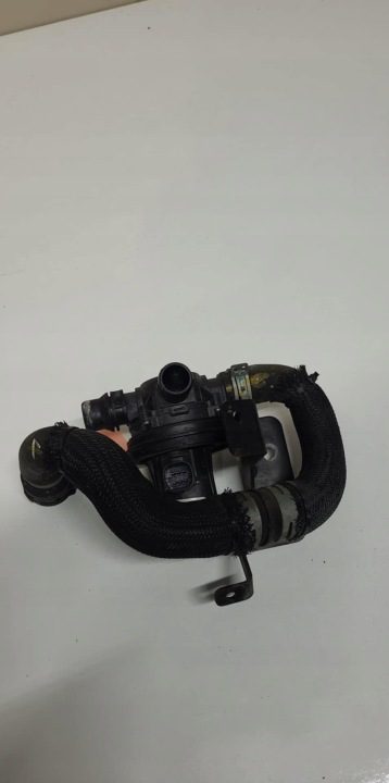 Opel OE 22830923 циркуляционный насос воды, фото 1