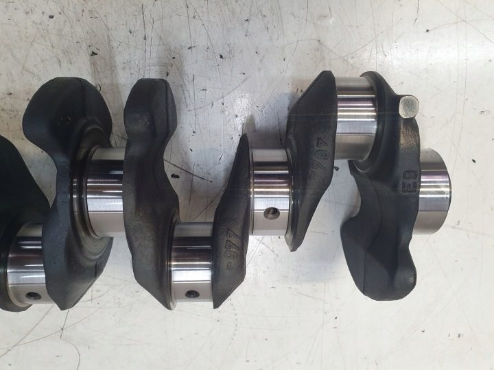 Коленвал BMW 2.0 дизель N47 N47D20A N47D20C, фото 2