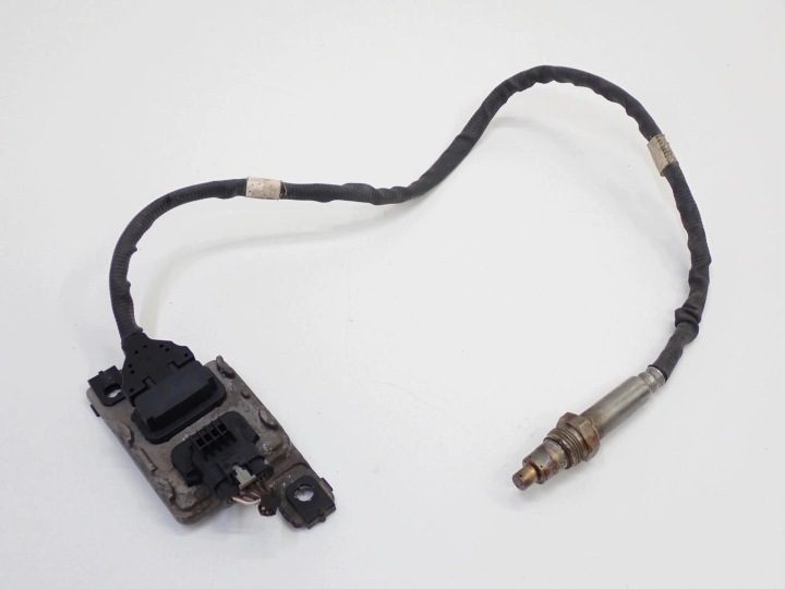 Лямбда-зонд NOX оригинал 04L907805BG VW Passat B8 2.0 TDI DFG 17 г., фото 1