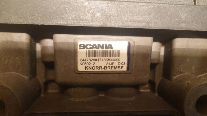 Scania R S клапан тормоза тормозной модулятор EBS задний K050212 2447828, фото 3