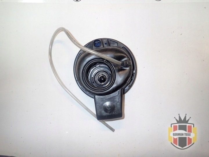 ЛЮЧОК ГОРЛОВИНЫ БЕНЗОБАКА VW SCIROCCO СИНИЙ LH5X, фото 2