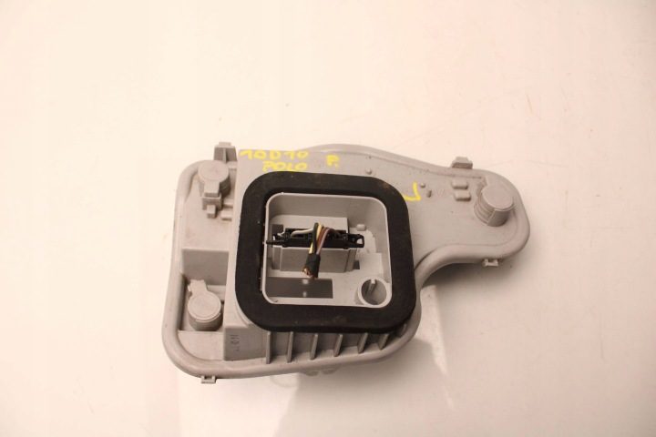 ПЛАТА ФОНАРЯ ГНЕЗДО ЛАМП ПРАВОЕ ЗАДНЕЕ VW POLO 6R 6R0945258B, фото 2