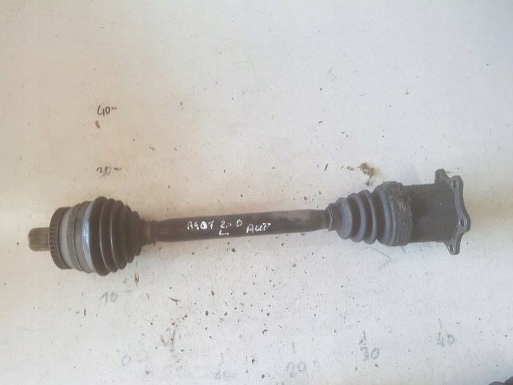 AUDI A4 B7 04-07 2.0 бензин ALT ПОЛУОСЬ ЛЕВАЯ ПЕРЕДНЯЯ AUTOMT, фото 1