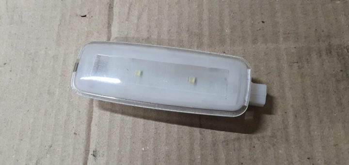 Плафон освещения салона LED Audi A1 A3 Q3 4H0947105D, фото 1