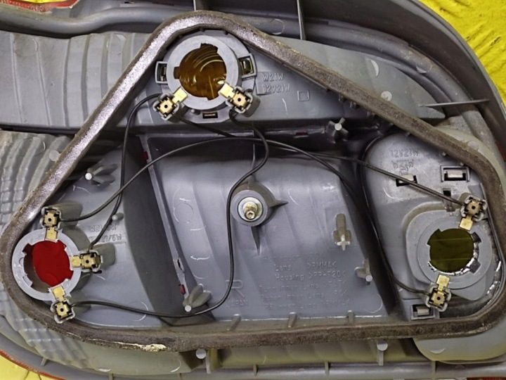 TOYOTA COROLLA E12 ХЭТЧБЕК РЕСТАЙЛИНГ ФОНАРЬ ПРАВЫЙ ЗАДНИЙ, фото 4