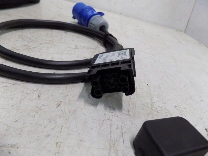 Audi E-Tron 4KE Q8 кабели зарядки сумка комплект 7PP971678FK 4N0971675C, фото 4