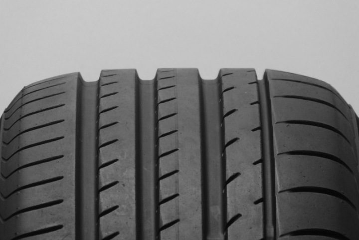Шина летняя Yokohama Advan Sport V105 225/45R17 94 Y защита диска, усилитель (XL), фото 8