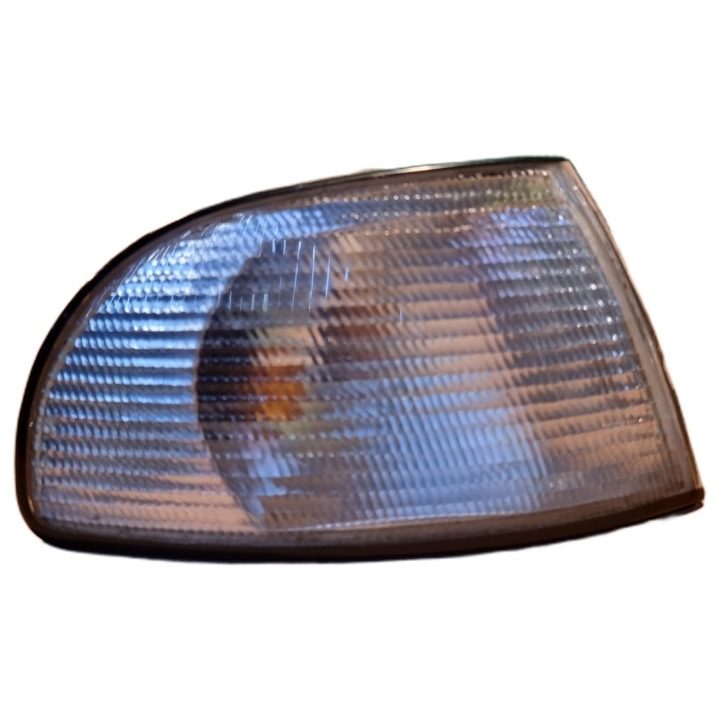Поворотник правый фара передняя Audi A4 B5 1995-2001 оригинал б/у, фото 1