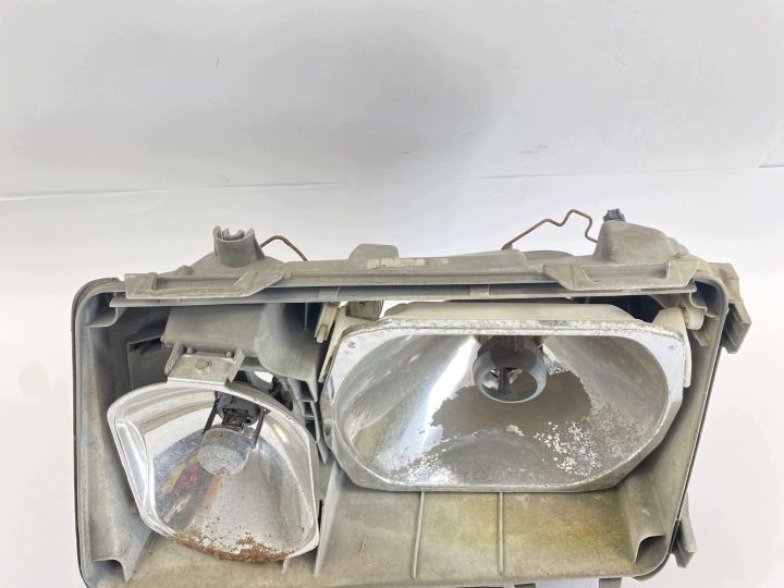 Фара левая передняя Mercedes W124 Hella корпус без Klosza поврежд., фото 2
