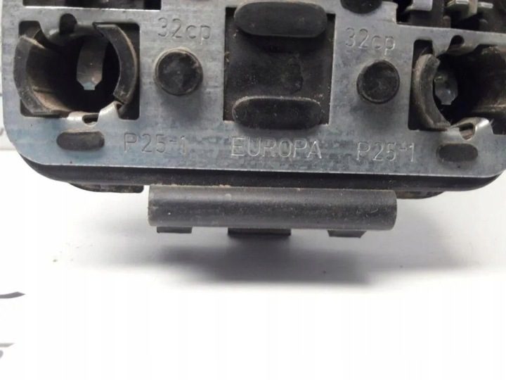 Задний фонарей contacts SCANIA P251 1.6L дизель 74 кВт 1984, фото 2