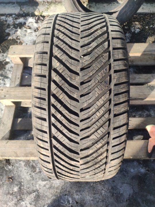 Шина всесезонная Kormoran All Season 225/40R18 92 Y сцепление на снегу (3PMSF), защита диска, усилитель (XL), фото 1