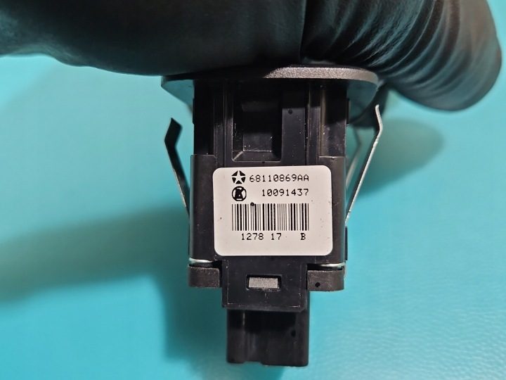 Блок кнопок стеклоподъемников Dodge Caravan V 07-20 68110869AA EU, фото 7