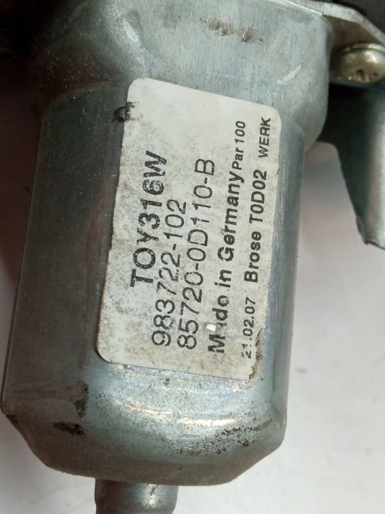 Стеклоподъемник левый передний 85702-0F010 Toyota Yaris II (2005-2011), фото 5