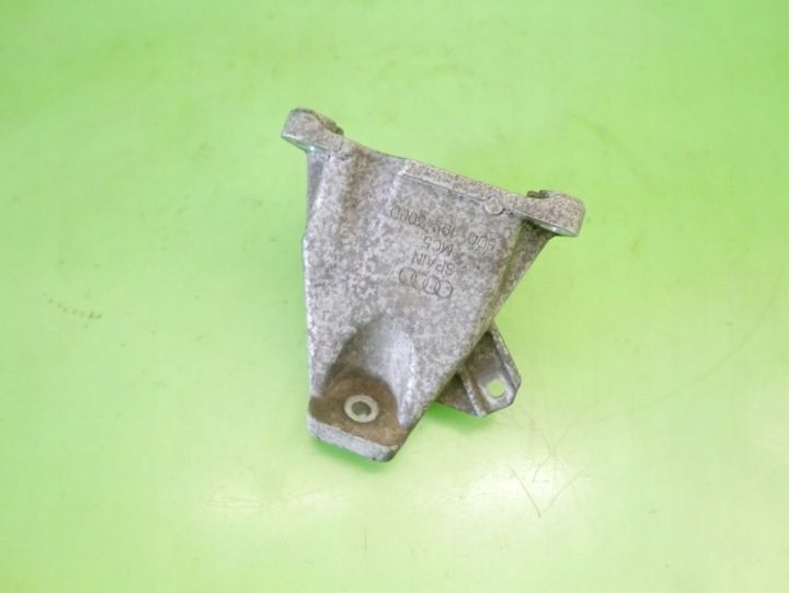 Правый кронштейн двигателя AUDI A6 (4B2, C5) 8D0199308D 2.39L бензин 121 кВт 1998, фото 5