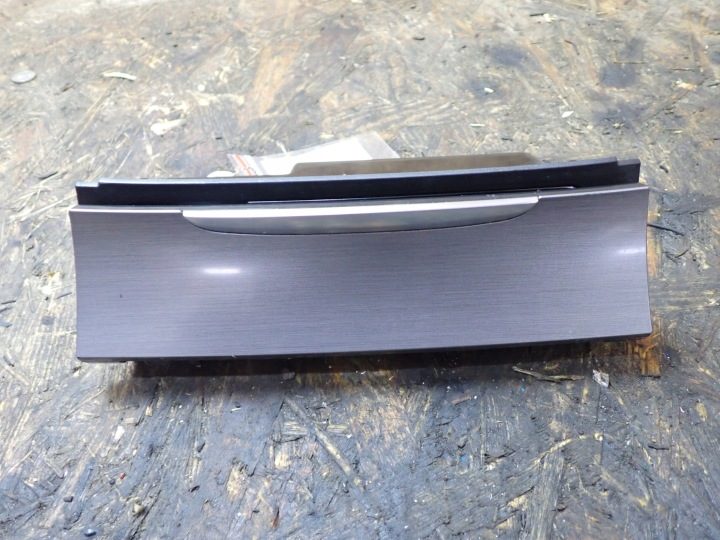 ПЕПЕЛЬНИЦА VW PASSAT B7 2.0 TDI СЕДАН DSG 3C0863284K 10135, фото 1