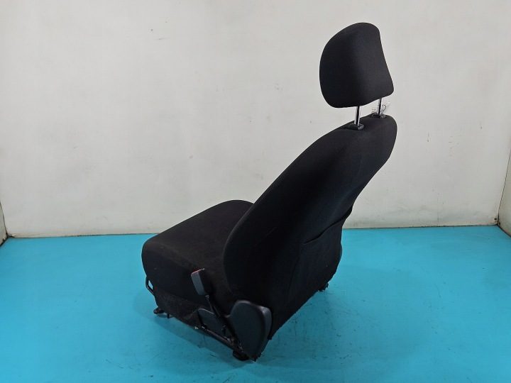 СИДЕНЬЕ ПРАВОЕ ПЕРЕДНЕЕ ПАССАЖИРА TOYOTA YARIS II 3D ЕВРОПА 05-09, фото 7