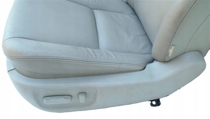 Сиденья диван кожа Kremowa электрическая Toyota Avensis T27 универсал 09-15ROK, фото 7
