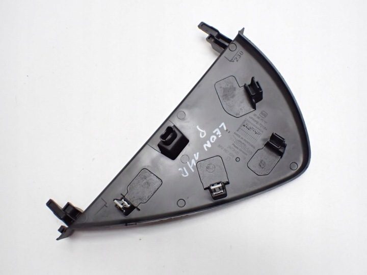 НАКЛАДКА ПАНЕЛИ КОНСОЛИ ЕВРОПА ПРАВАЯ 5F0857036 SEAT LEON III 5F 13 г., фото 2