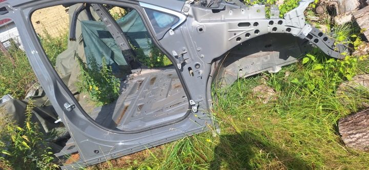 Chrysler Pacifica четверть, фото 2