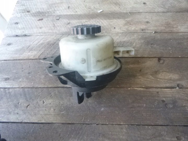 Бачок жидкости гидроусилителя Chrysler Town&Country 3.3 3.8 2001-2007, фото 2