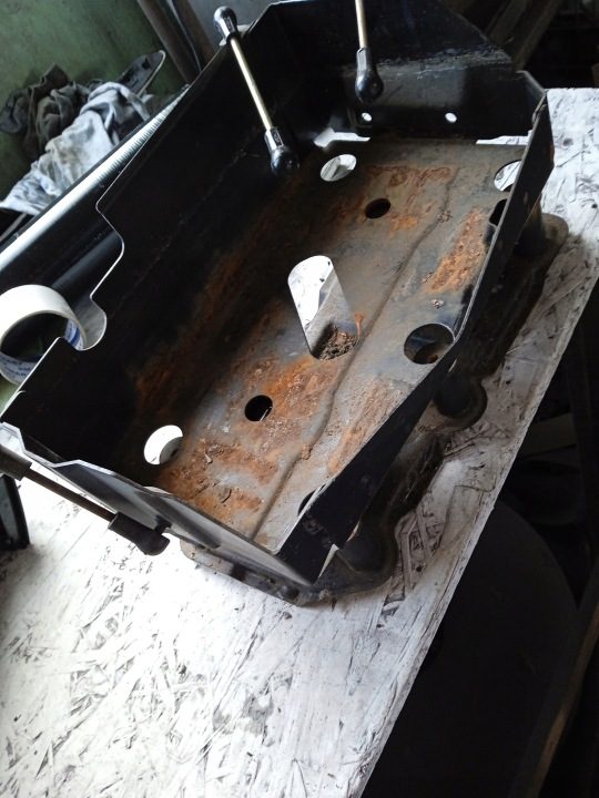BMW E46 кабриолет крепление площадка аккумулятора кронштейн 8236253 51718236253, фото 2