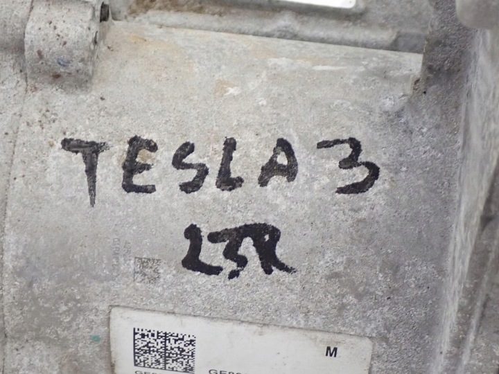РУЛЕВАЯ РЕЙКА КОЛОНКА МЕХАНИЗМ ЕВРОПА RWD 1044831-90-J TESLA MODEL 3 23 г., фото 9