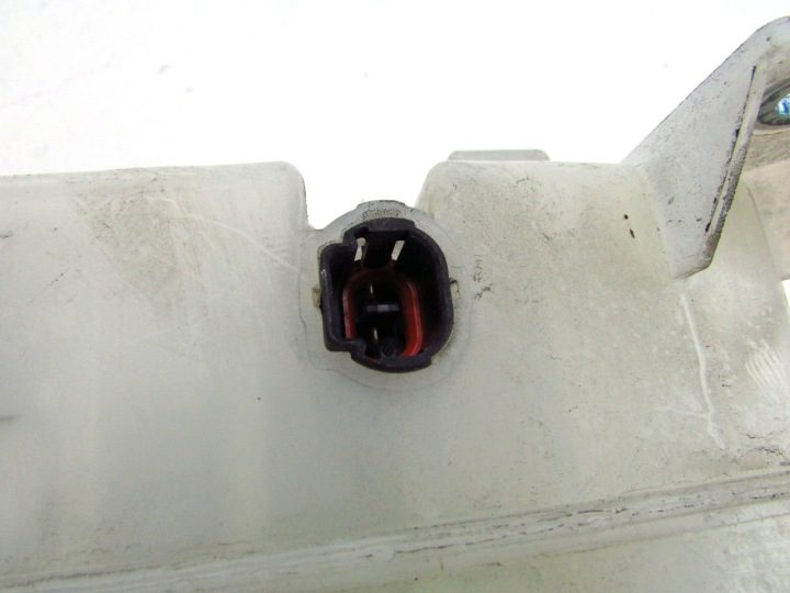 Lexus RX 400H бачок тормозной жидкости 03-08r 13231140500, фото 2